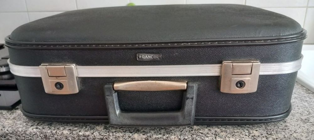 MALA VIAGEM CABINE BOM MATERIAL,VINTAGE.Viagens,Passeio,Mudanças.