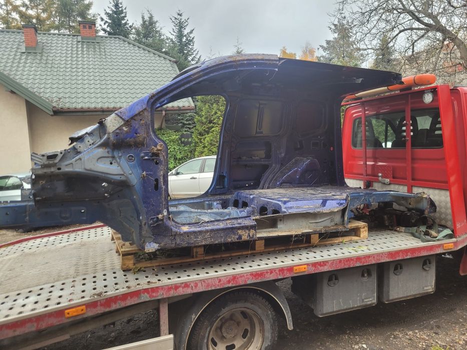 Ford connect mk2 błotnik tył pas podłuż ćwiartkanica