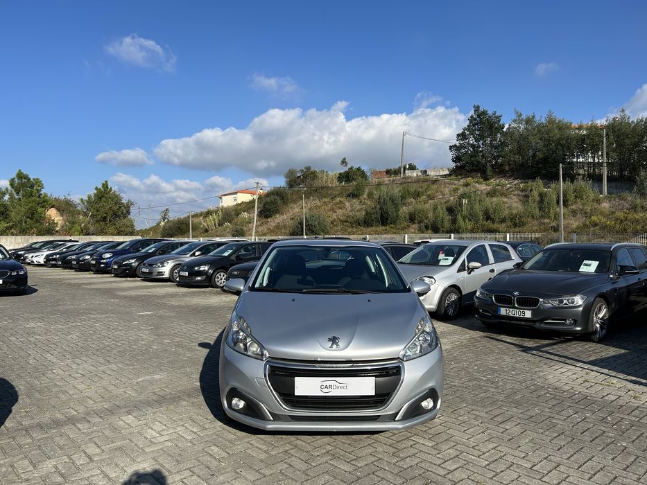 Peugeot 208 1.6 HDI — photo 2