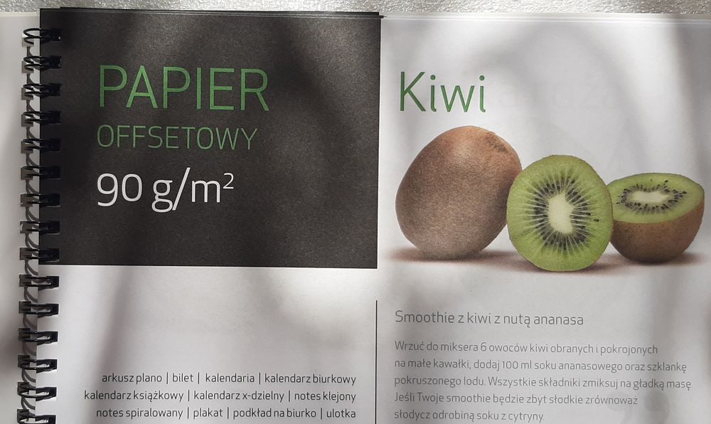 Wzornik papierów do druku offsetowego. 2 sztuki.