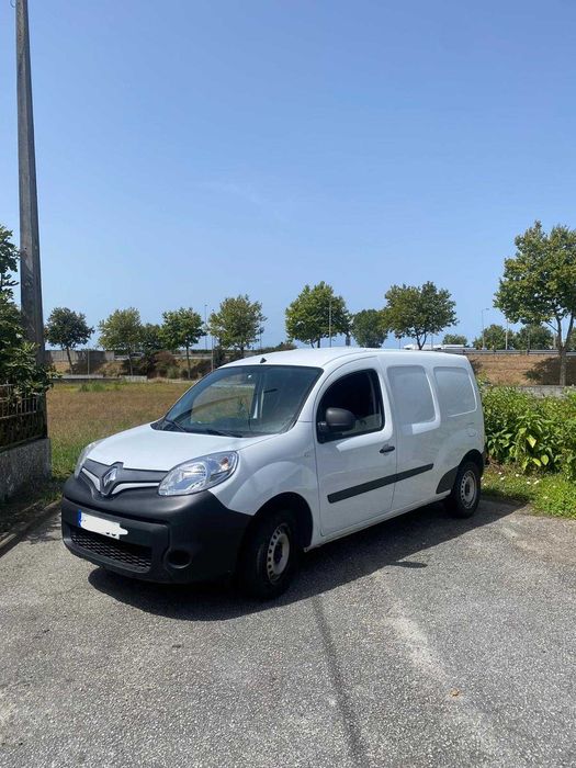 Kangoo MAXI 2021 - 3 lugares-IVA DEDUTIVÉL