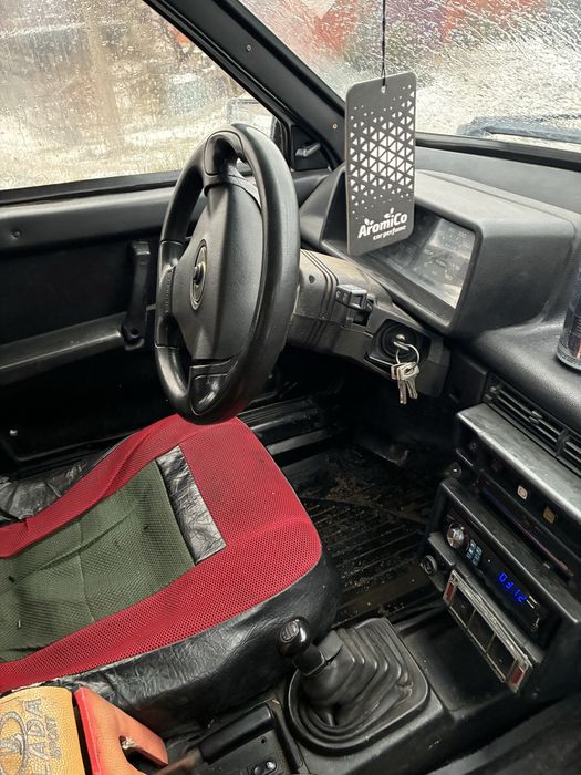 ВАЗ 2109 продам 1300$ торг