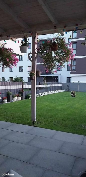 Przestronne mieszkanie 3 pokojowe z garażem i ogródkiem