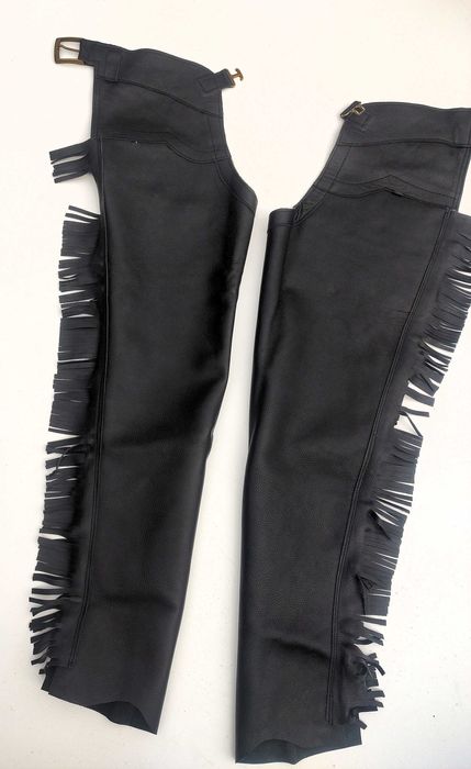 Czapsy westernowe – nowe, skóra licowa, czarne S