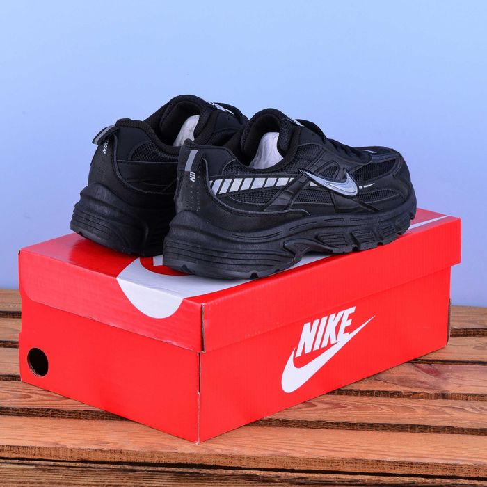 (2268) Кросівки Nike Initiator чорні з білим лого (37-41) найк