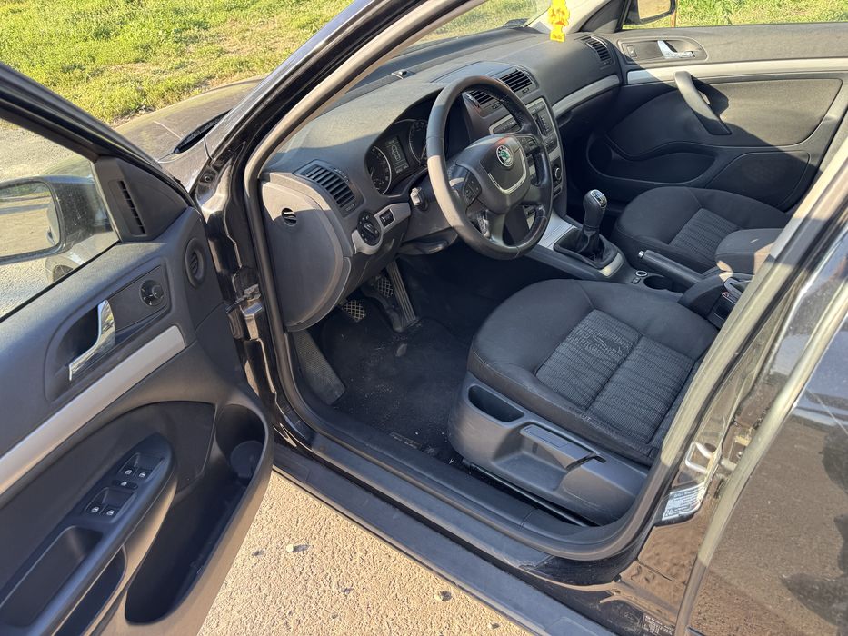 Skoda a5 2011 року 2.0 дизель