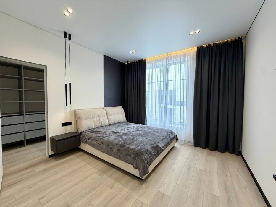 Котедж з ремонтом у КМ JAGUAR, Щасливе