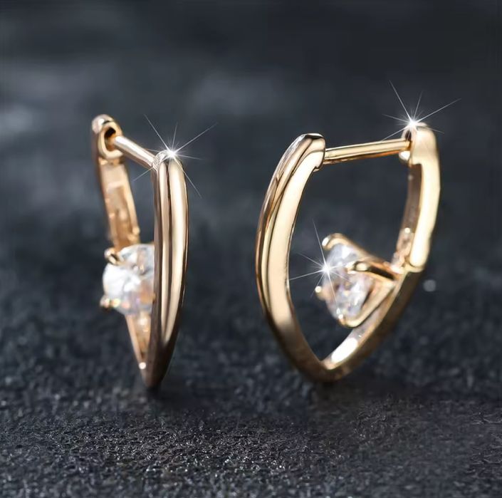 Серьги маленькие золотистые