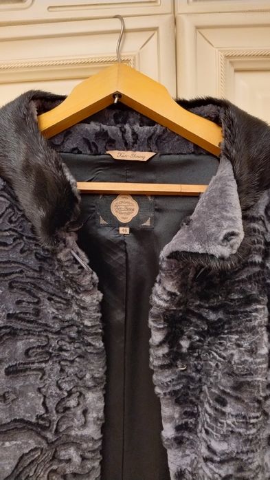 Нова натуральна шуба (астроган з норкою).Р. 46-48.Турція.Колір графіт