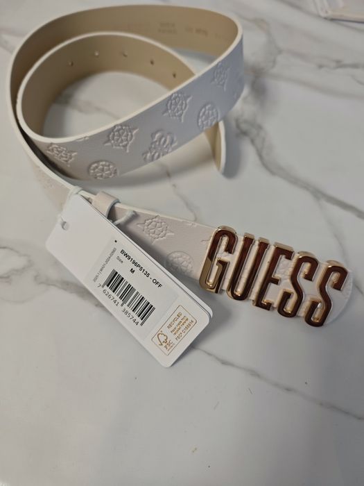 Новый женский ремень GUESS (Оригинал) / Белый кожаный пояс Гесс, размер M