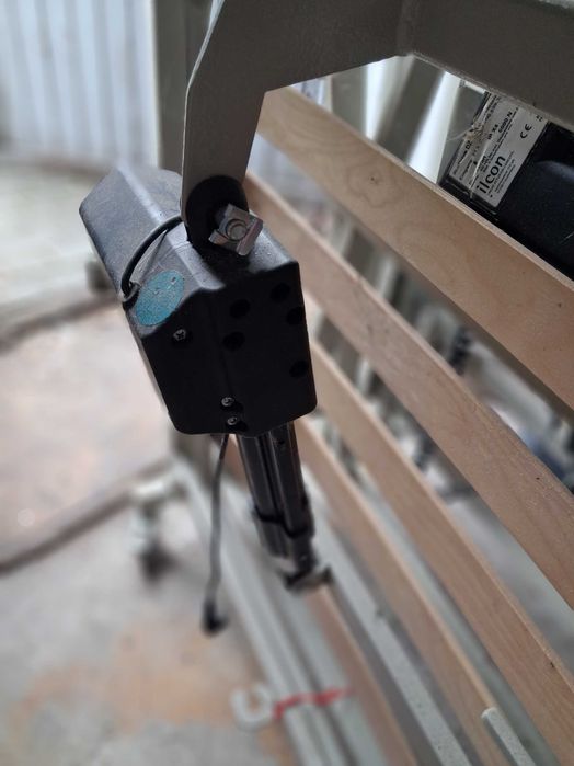 Łóżko elektryczne rehabilitacyjne AKS na częsci nie kompletne