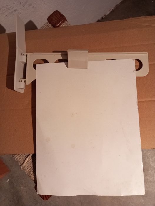 Conjunto vários artigos -  5 euros - em Be