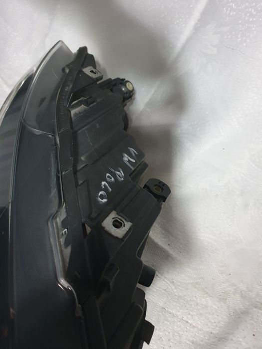 Lampa prawa Vw Polo 6r EUROPA przód