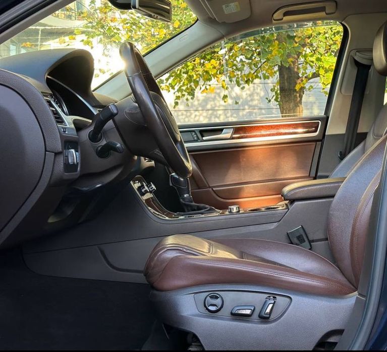 Фольцваген Туарег 2014 р 3 л.