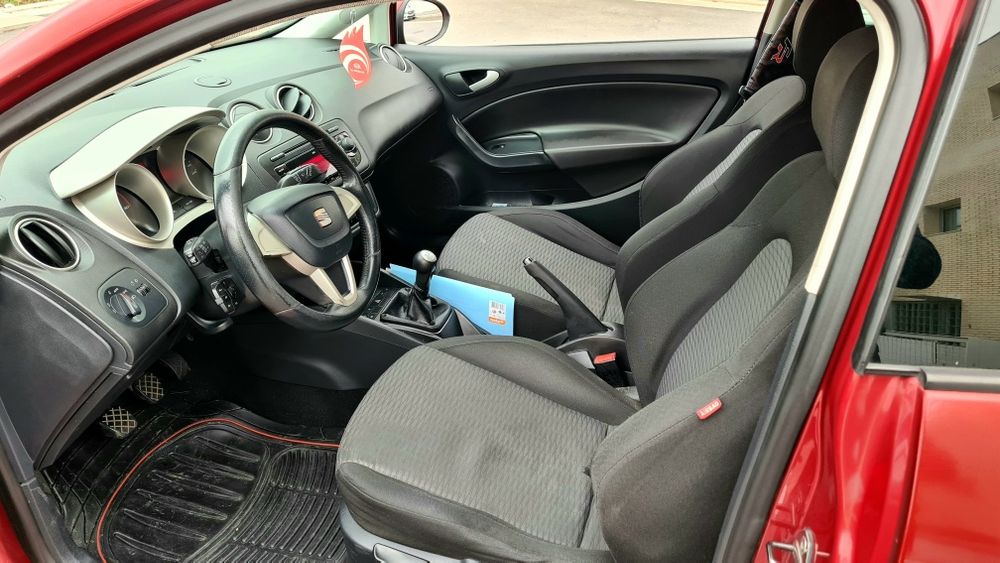 Seat ibiza full extras FR