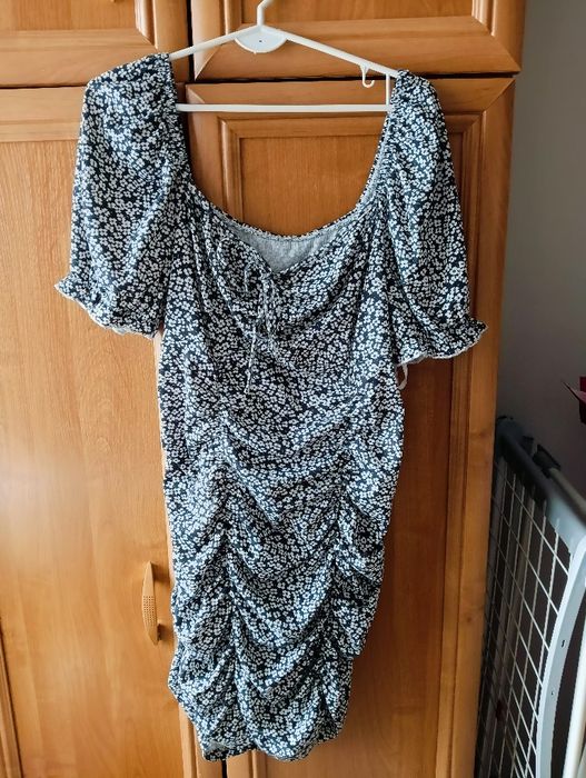 Sukienka rozmiar 1 xl