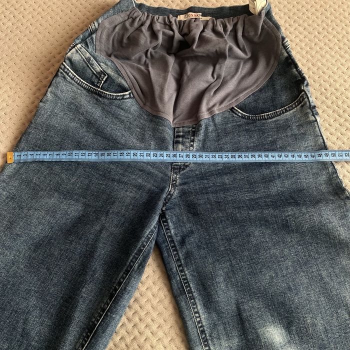 Джинси для вагітних з трикотажним поясом.