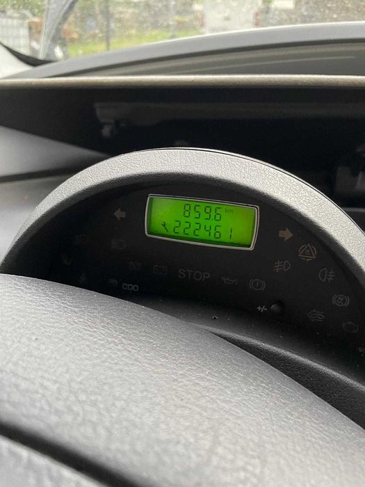 Peugeot 807 2.2 Hdi