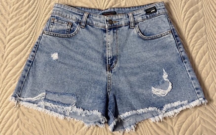 Джинсові шорти Woox Secret Denim з рваними краями