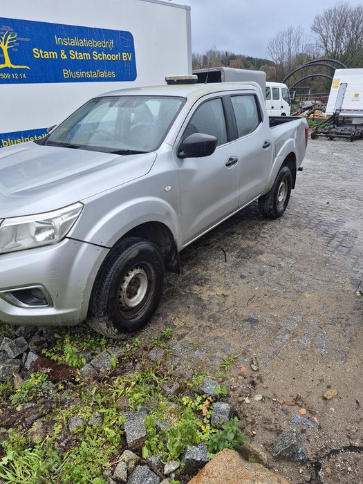 Nissan navarra np300 4x4