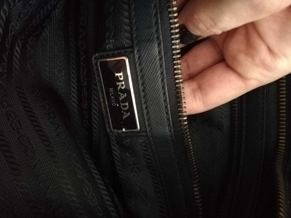 listonoszka Prada granat