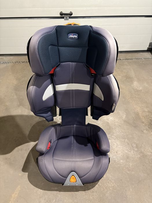 Fotelik Chicco  15-36kg