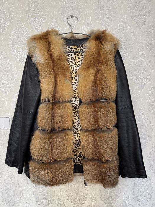 Шуба з хутра лисиці.