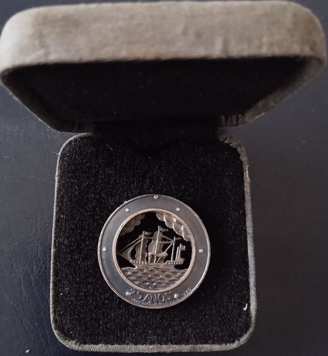 Medalha pendente prata Banco Nacional Ultramarino