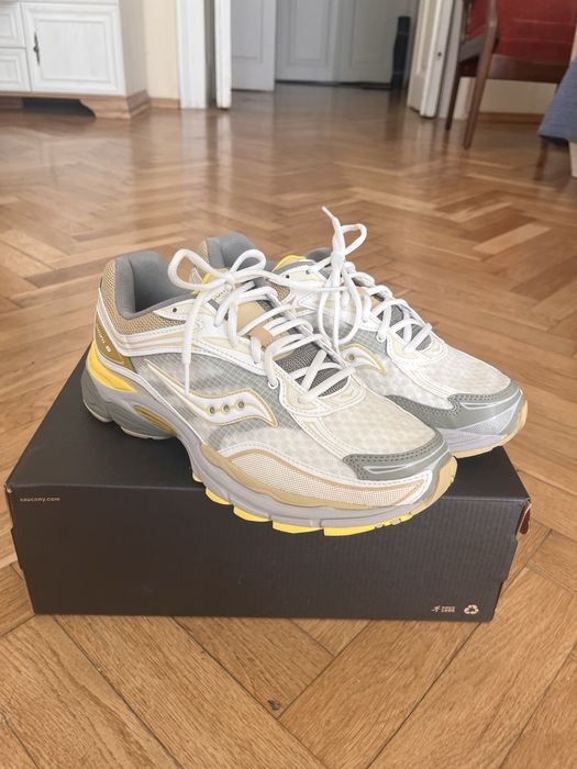 Saucony ProGrid Omni 9