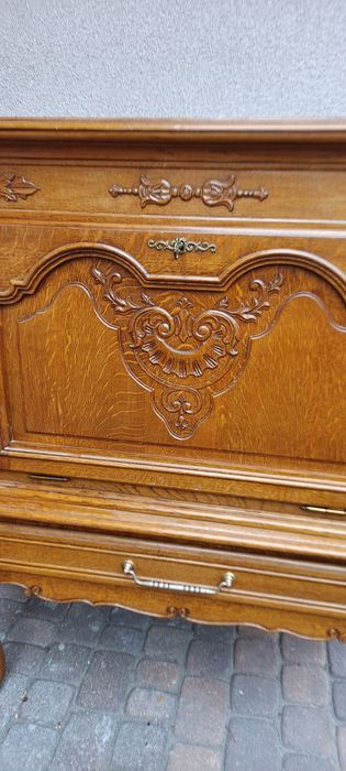 Barek, Komoda Ludwikowska, Ludwik