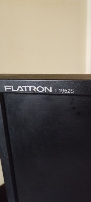 монитор LG Flatron L1952S   под ремонт