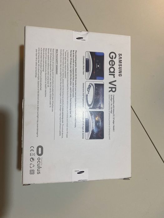 окуляри віртуальної реальності Samsung Gear VR