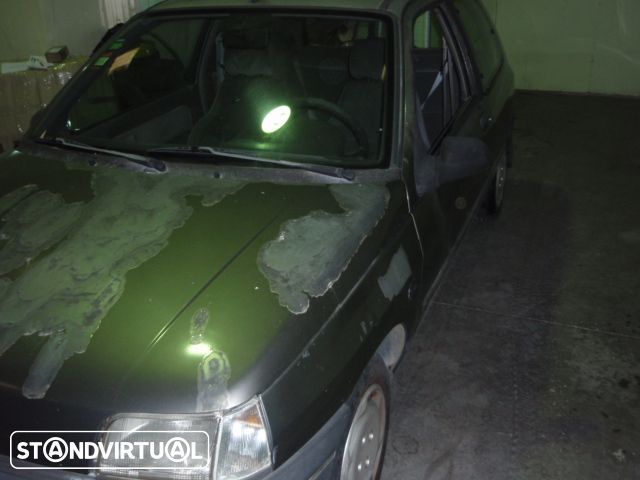 Clio I 1.2 ( 1992 ) - material diverso de mecanica e chapa.