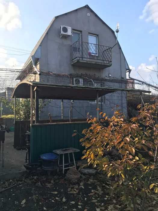 (13) Продам капітальний 2-поверховий будинок