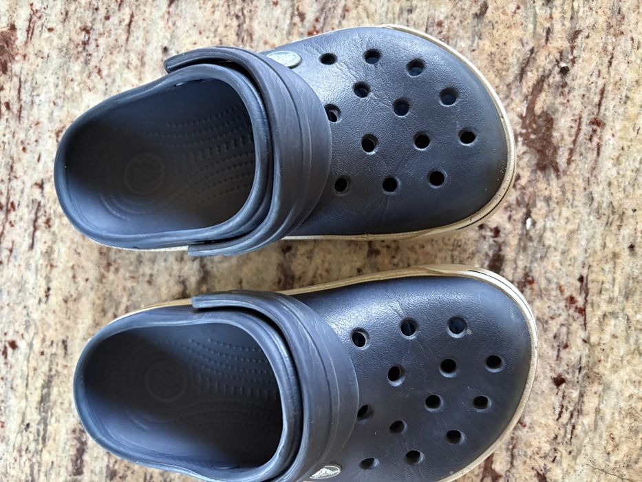 Klapki crocs j1 rozm32-33