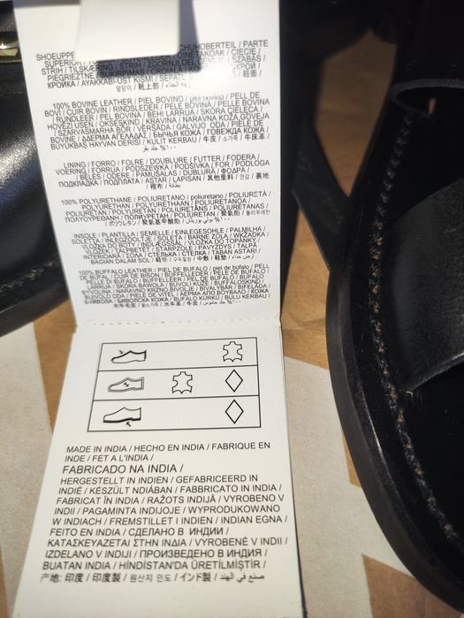 Klapki skórzane Mango