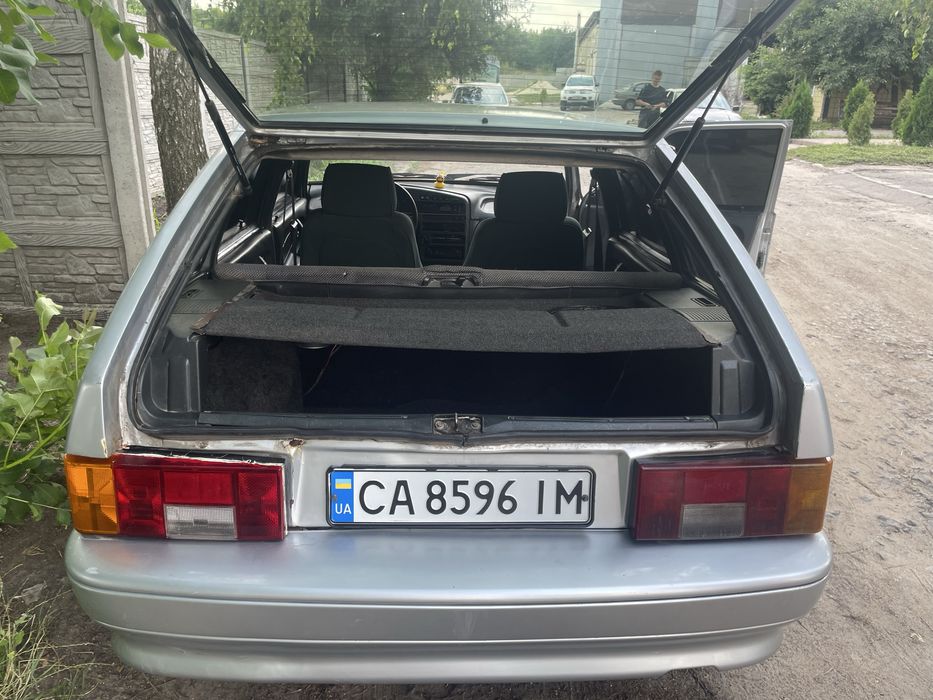 Ваз 2114.
