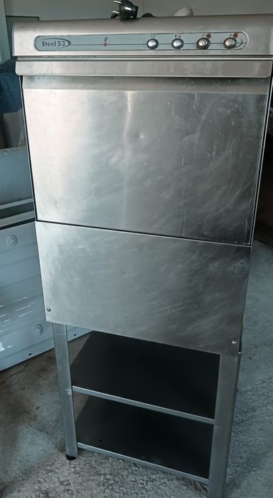 Máquina de loiça industrial