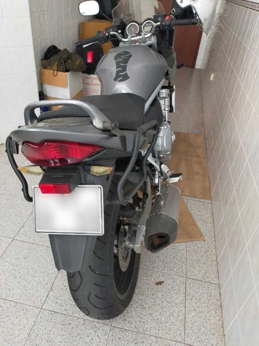 Mota SUZUKI- GSF 1250 S