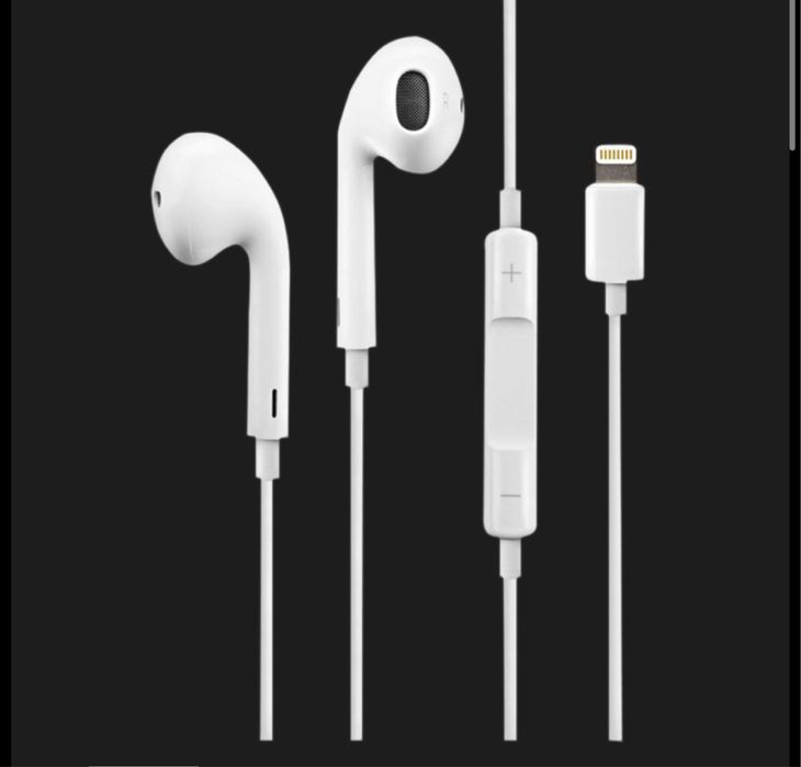 Навушники Apple EarPods with Lightning Connector