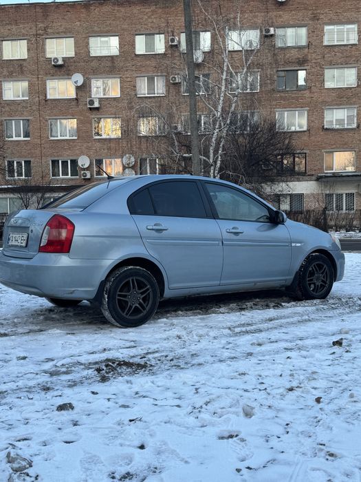 Хундай Акцент 1.4 газ/бенз