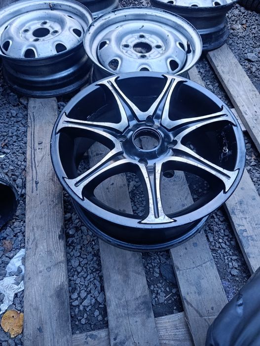 Диск r15 4×114.3 dia 67. 1 et 45