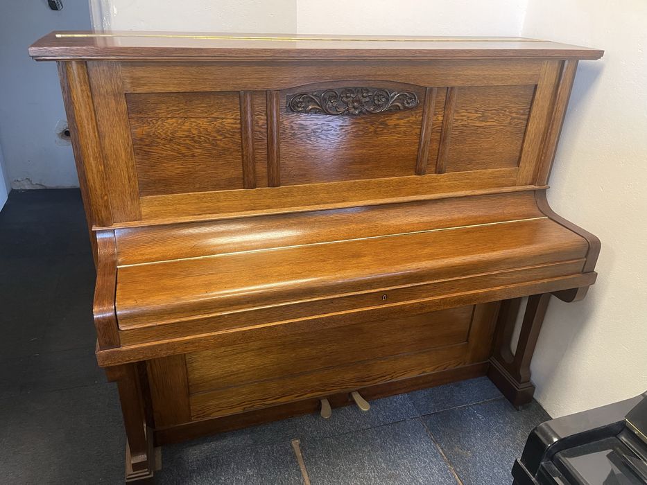 Używane Pianino Sommerfeld dębowe transport