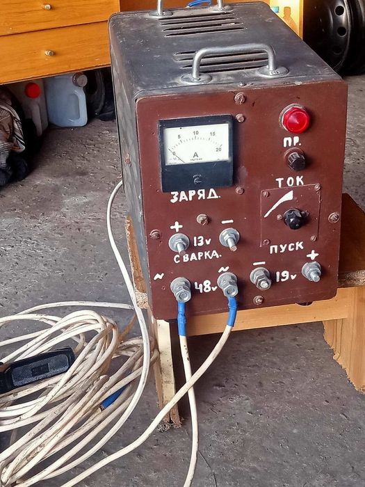 Зарядне, пускове, зварювальний апарат 3 в 1