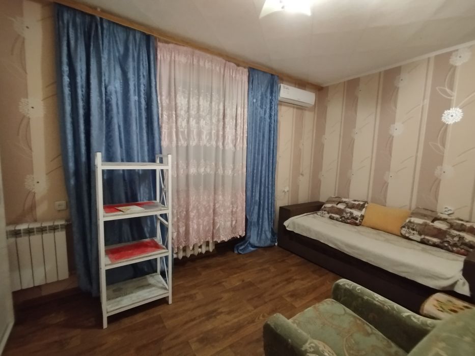 Сдам 2 к.кв., Центр Черноморска.