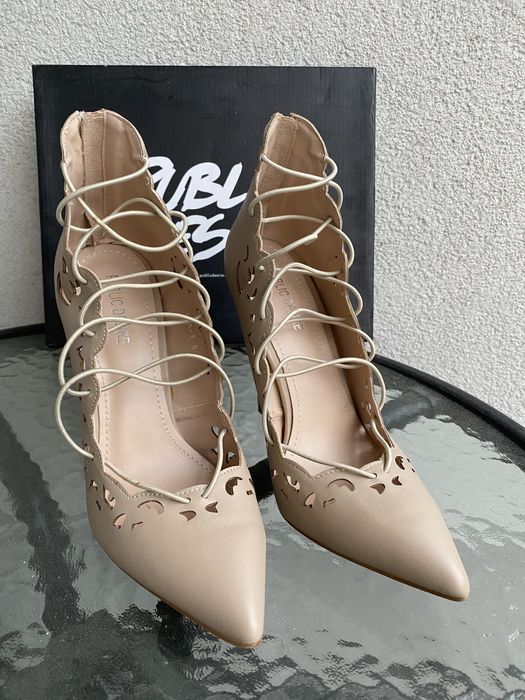 Public Desire nowe szpilki ecru beż 38