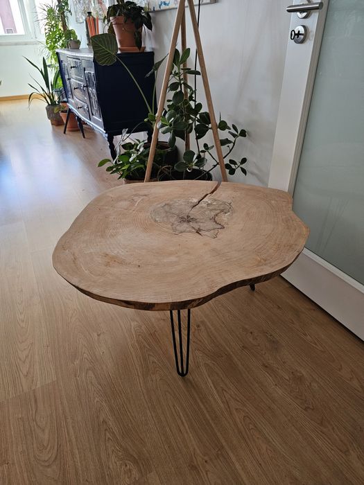 Mesa de centro em pinho