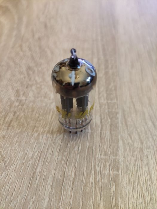 Lampa elektronowa Sylvania 12AX7 ECC83 podwójna trioda