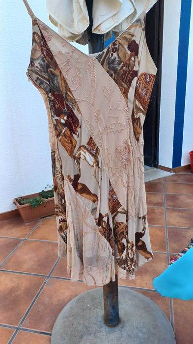 Vestido Jovem bom estado