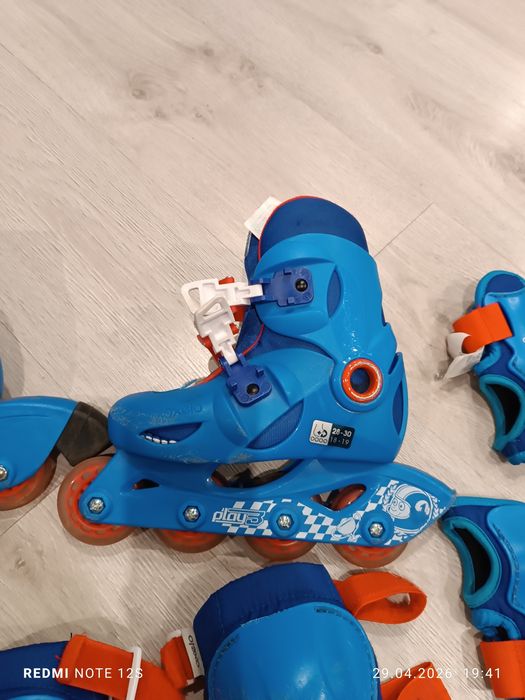 Rolki w komplecie z ochraniaczami